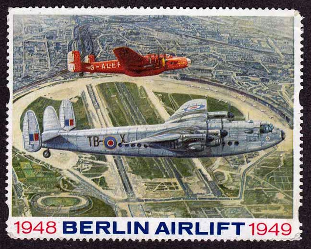 Berlínský vzdušný most se dostal i na poštovní známky.