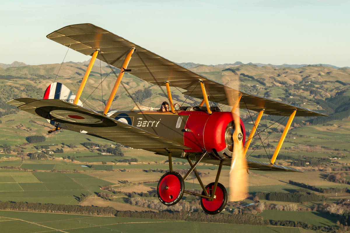 SOPWITH PUP, 1/72 HR MODEL, NÁHLED DO KRABIČKY