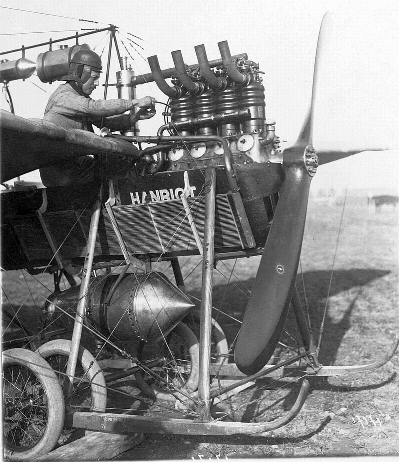 wwi097