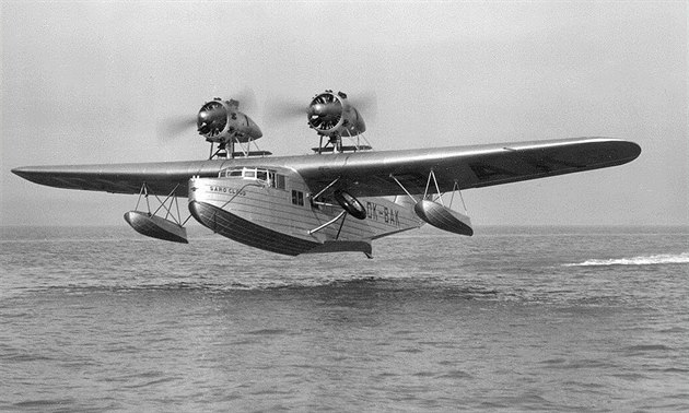 SEZNAMTE SE – SARO A-19 CLOUD