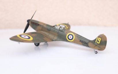 1/72 Spitfire Mk.Ia Early a Late – Kovozávody Prostějov