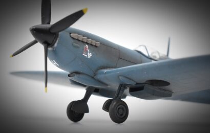 Spitfire Mk.X a XI – 1/72 Kovozávody Prostějov