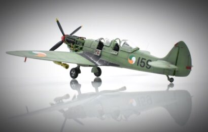 Irish Air Corps Spitfire T.9 – 1/72 AZmodel