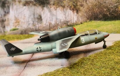 Heinkel He 162 od AZmodel 1/72, postavené ve Francii, díl 3.