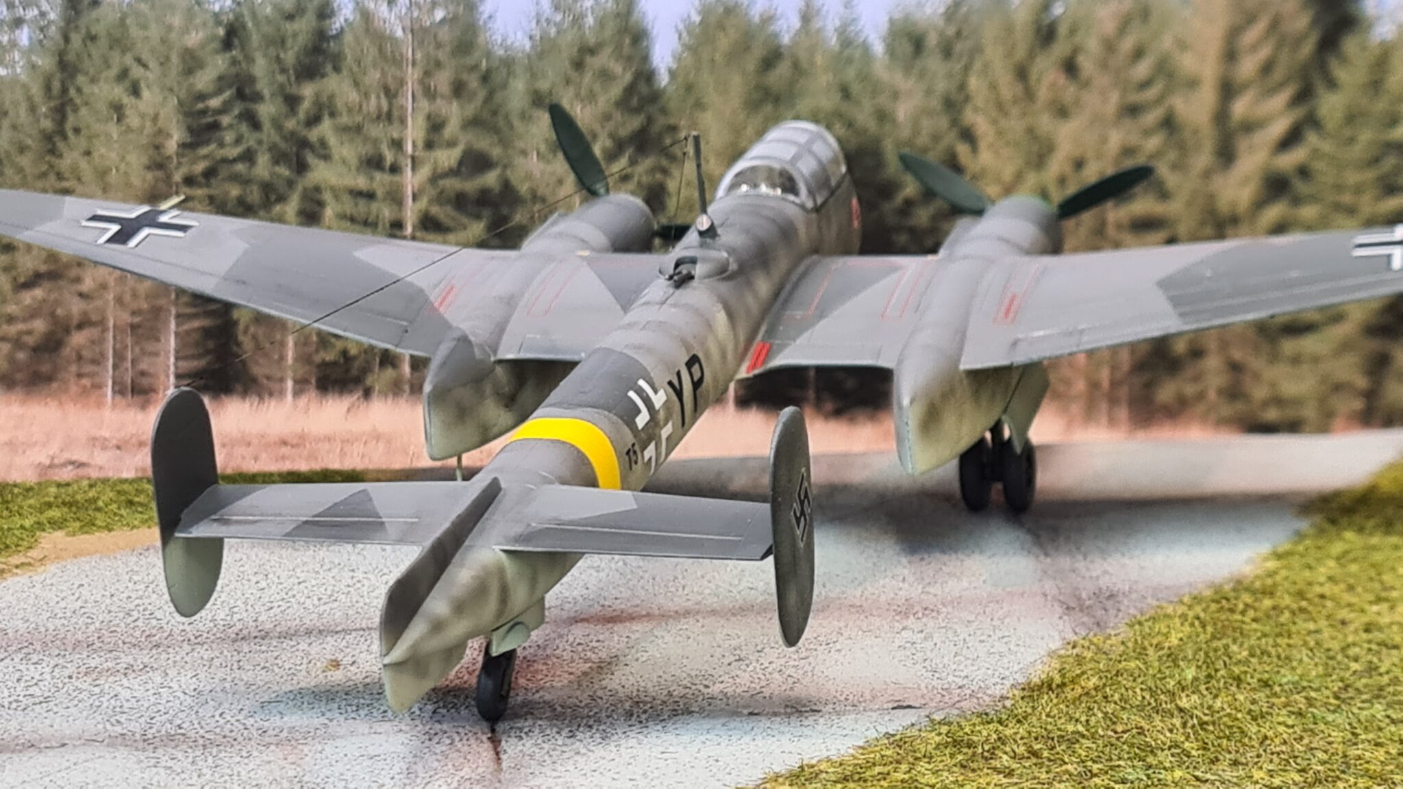 Arado Ar 240 1/72 Revell – Modelářovo.cz